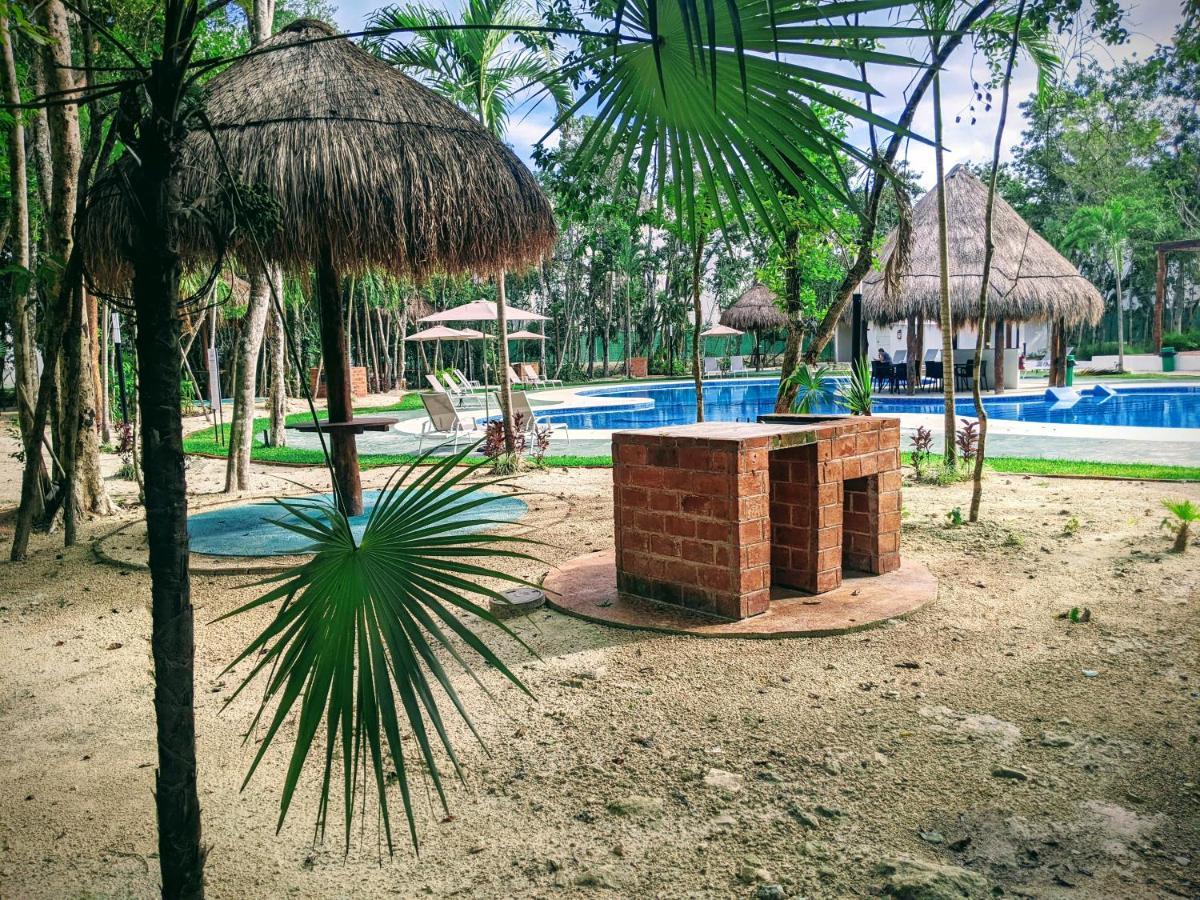 2-Bedroom Condo By The Jungle W/ Swimming Pool Puerto Morelos Eksteriør billede